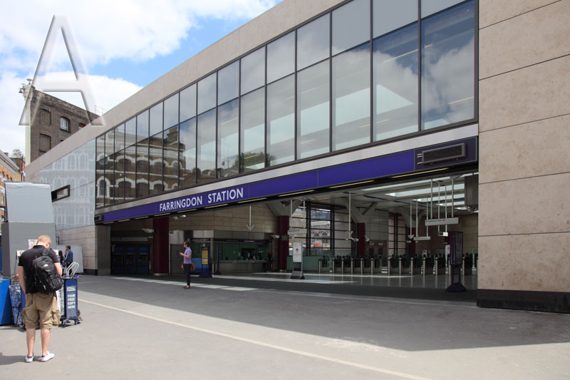 London Underground - Farringdon Station